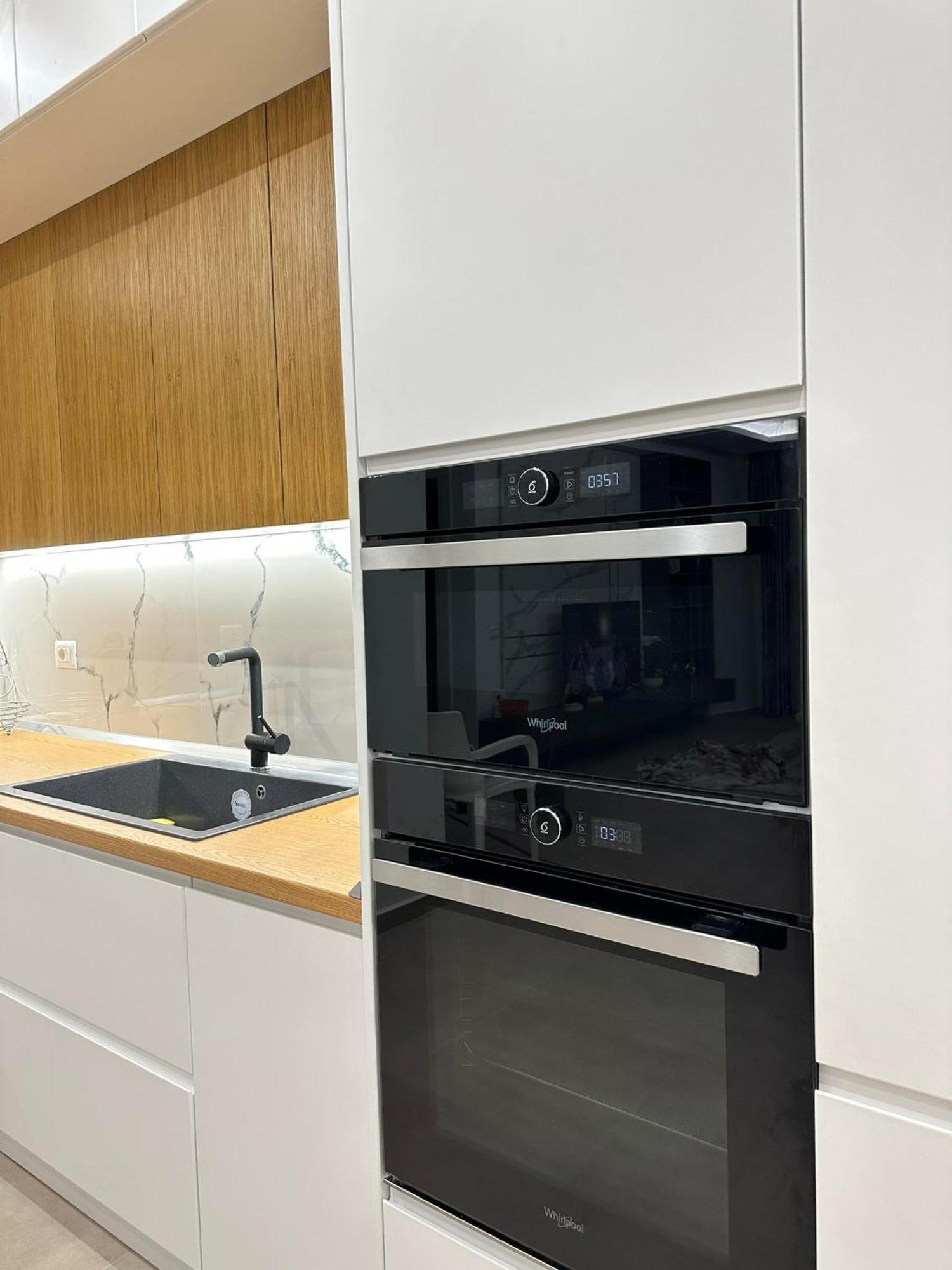 Sea View Apartment Luxury Vlore Ngoại thất bức ảnh