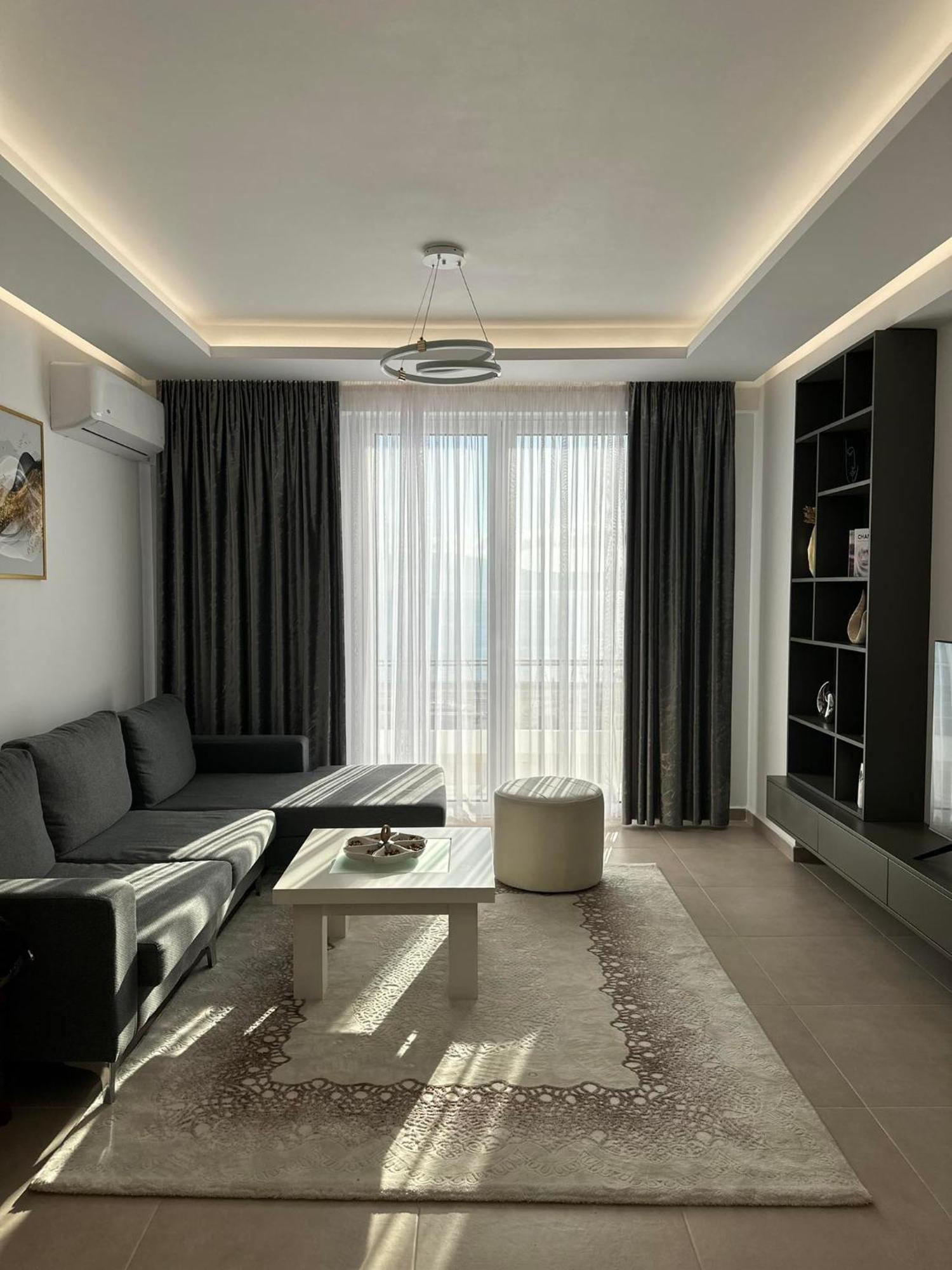 Sea View Apartment Luxury Vlore Ngoại thất bức ảnh