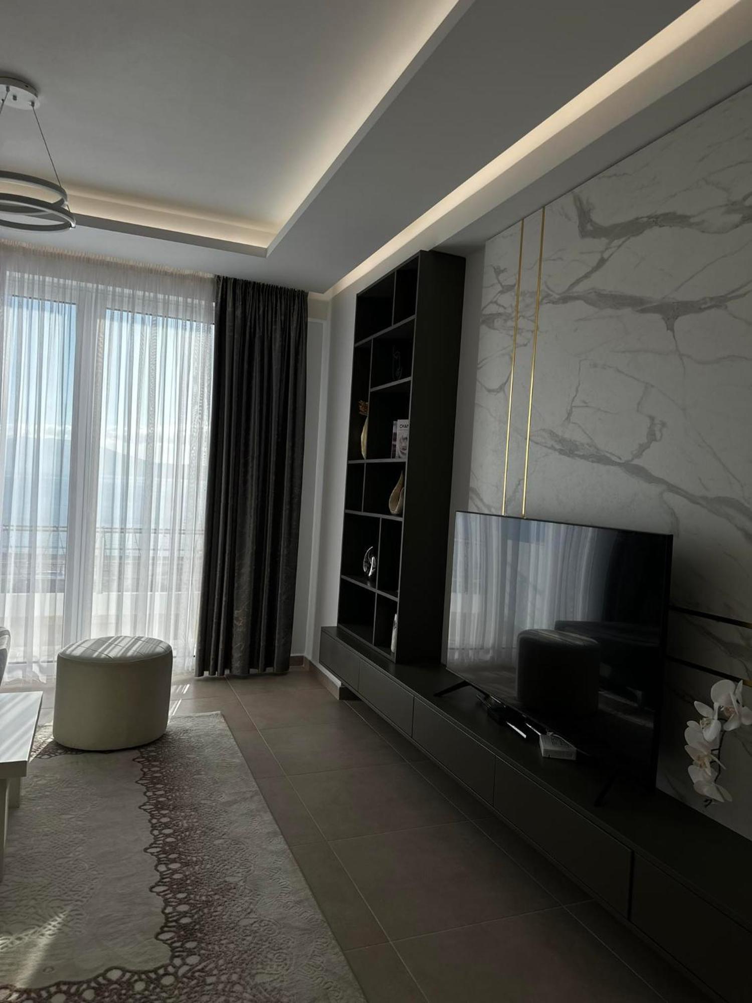 Sea View Apartment Luxury Vlore Ngoại thất bức ảnh