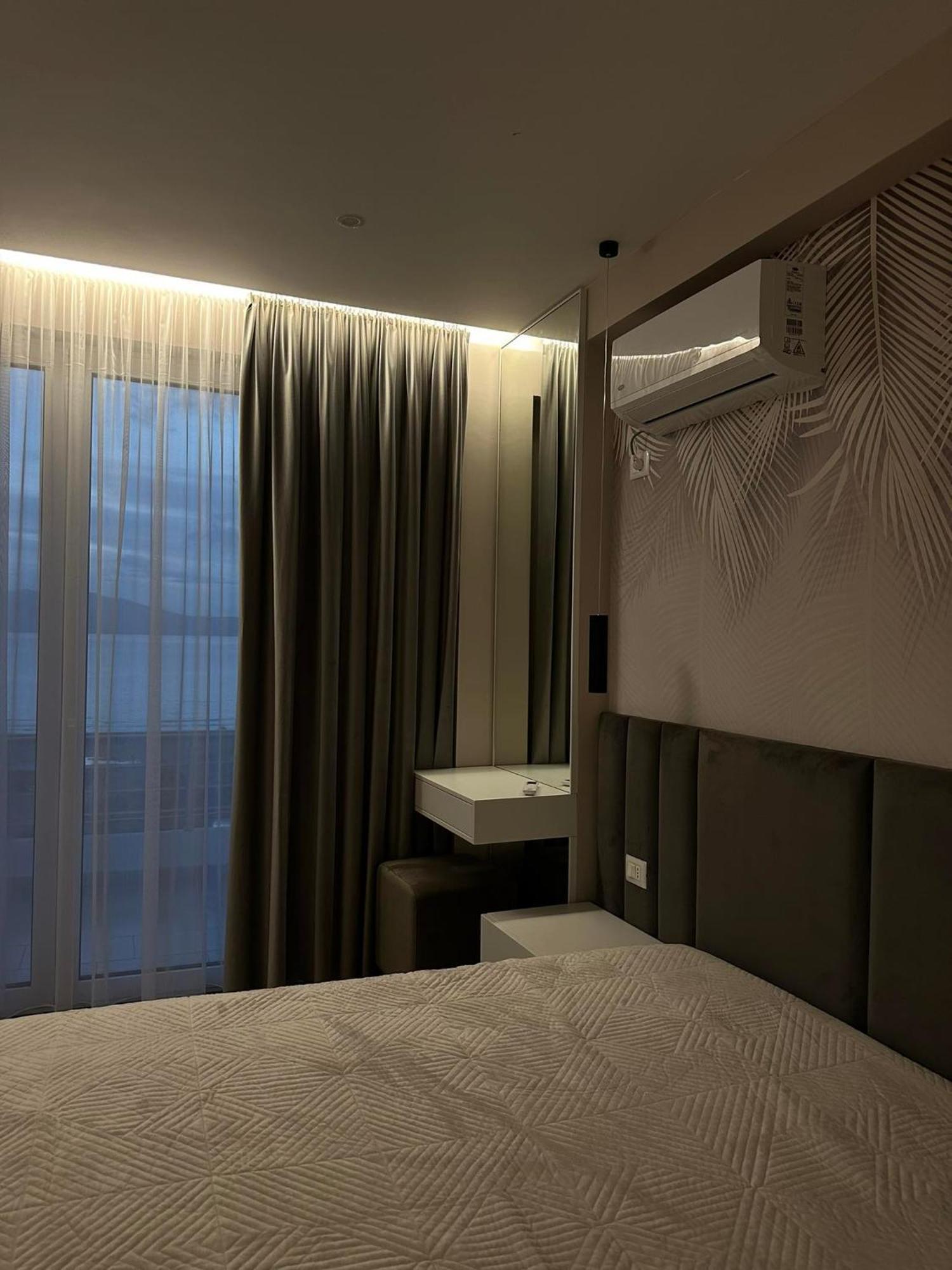 Sea View Apartment Luxury Vlore Ngoại thất bức ảnh