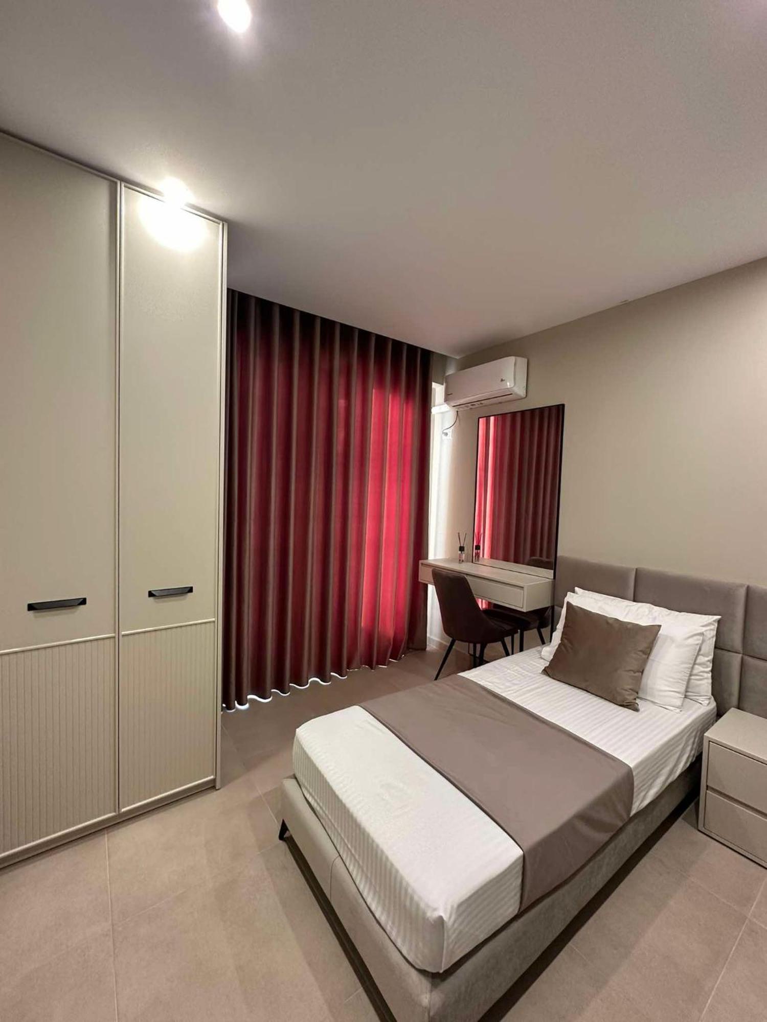 Sea View Apartment Luxury Vlore Ngoại thất bức ảnh
